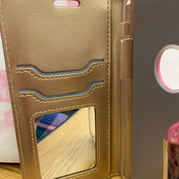 iPhone X or XS wallet case. NWOT - Picture 4 of 5